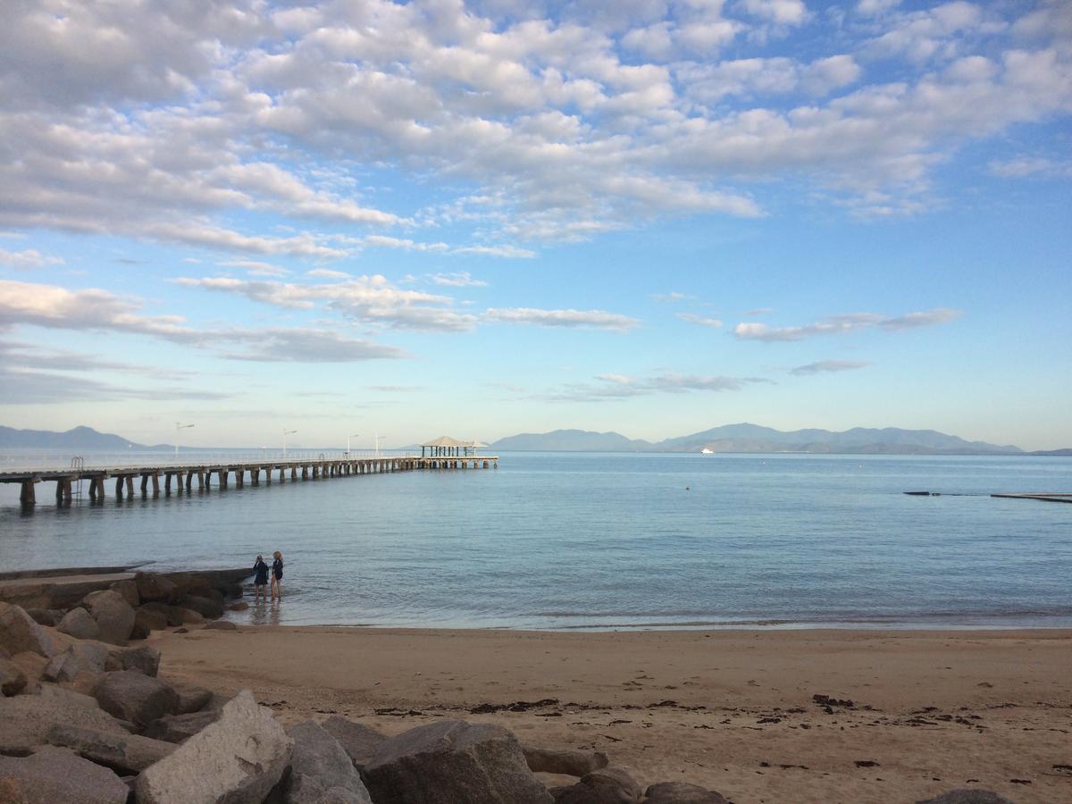 Tropical Palms Resort & 4Wd Hire Picnic Bay Buitenkant foto